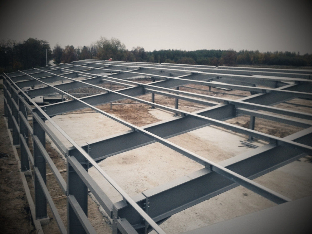 Montaż konstrukcji stalowej - hale.